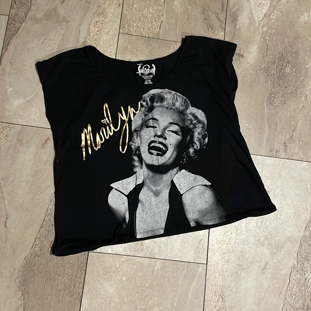 Marilyn Crop